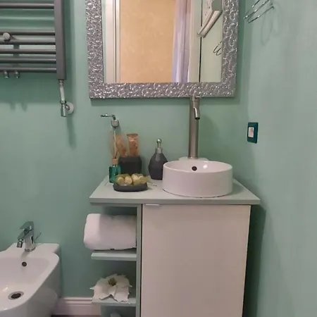 Essential Guest 3* קליארי